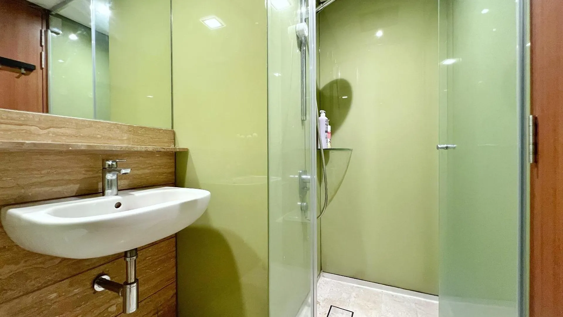 Sky Suites Modern 3Br Family Suite At Klcc クアラルンプール 0*,