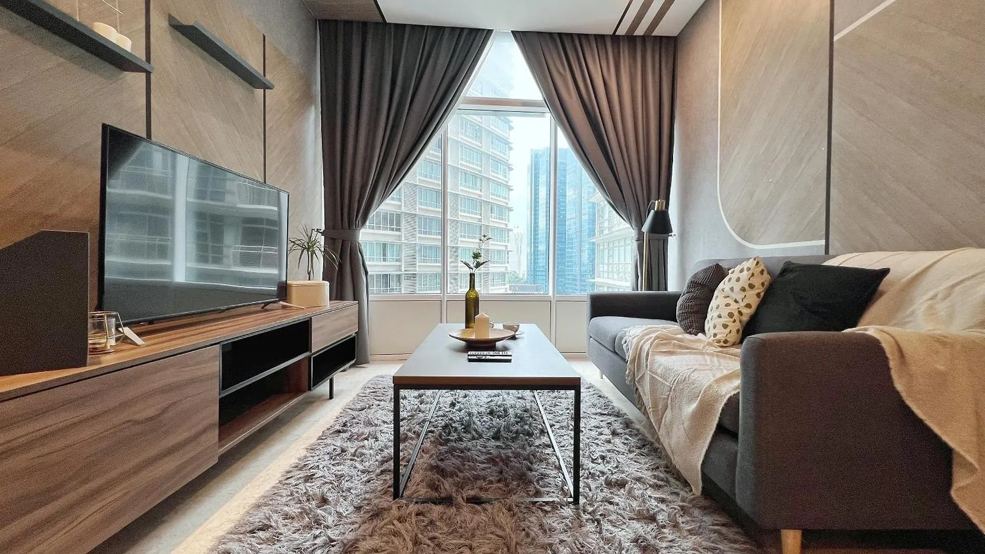 Sky Suites Modern 3Br Family Suite At Klcc クアラルンプール 0*,  マレーシア